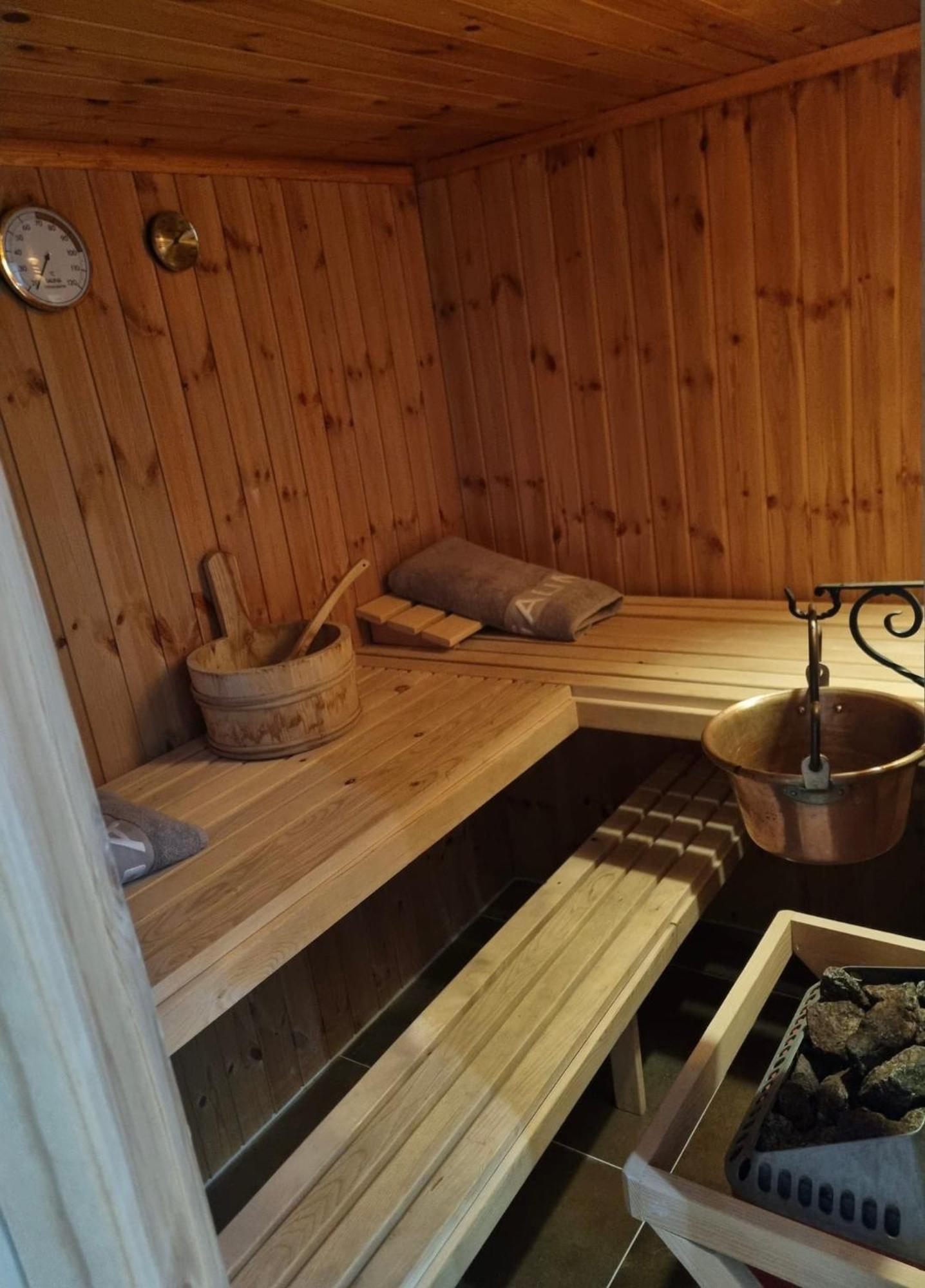 Appartement Chaleureux Et Confortable Avec Sauna.. Le Chenit Exterior foto